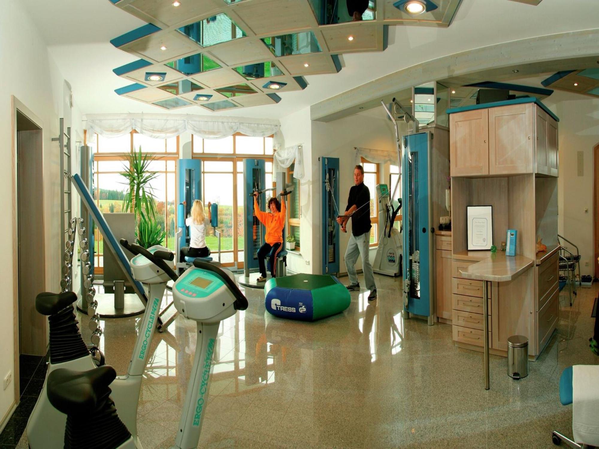 With Panoramic View And Every Convenience Apartment *